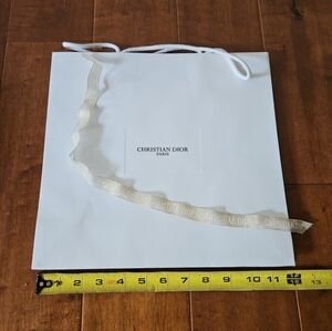 Christian Dior gift bag dior ribbon